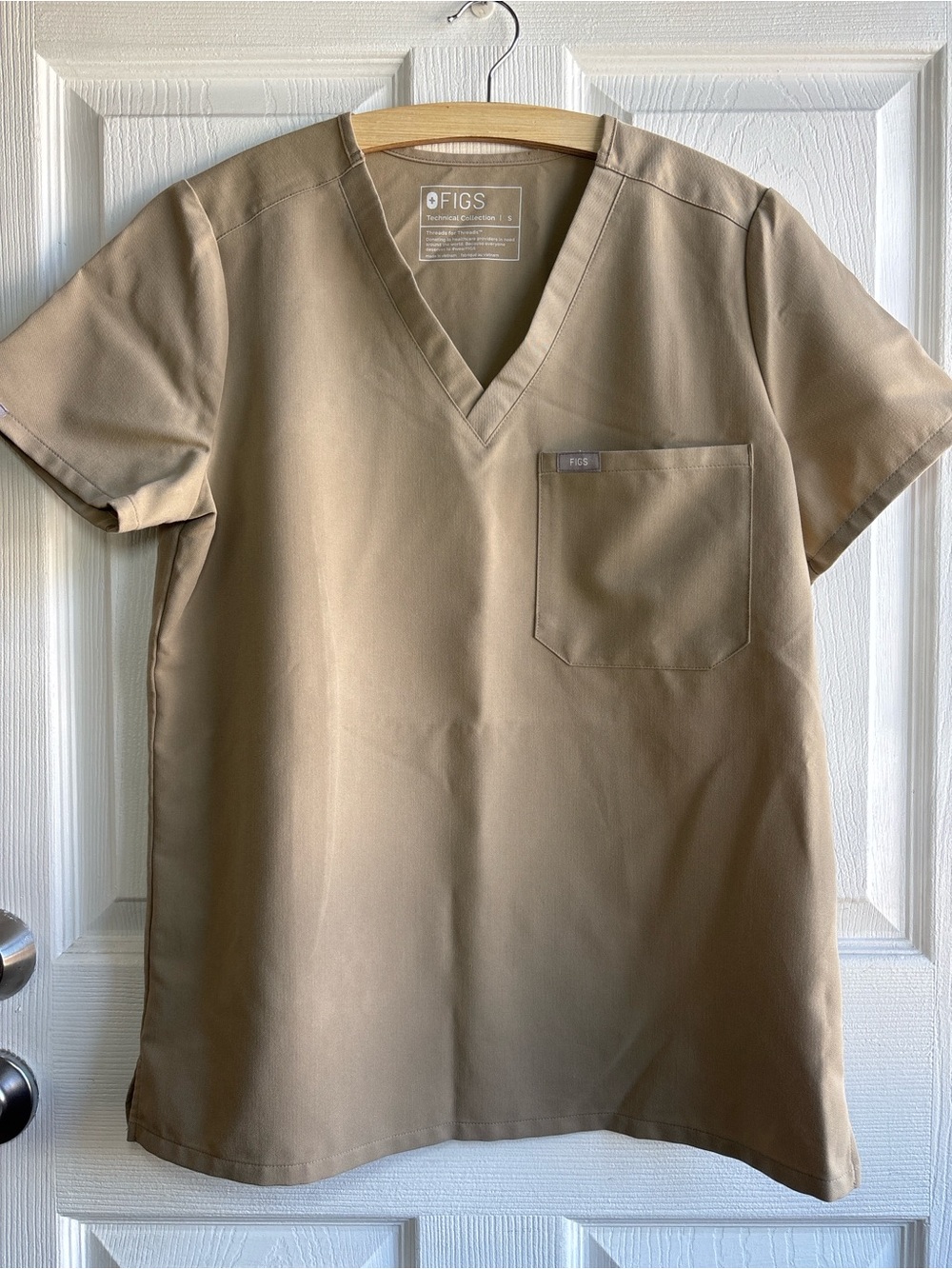 FIGS Catarina technical Collection Scrub Top- Small